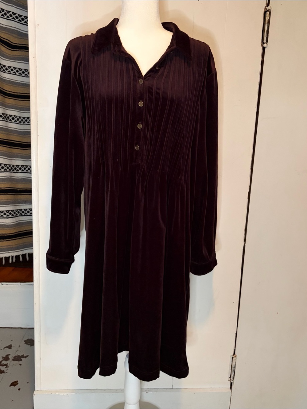 Vintage velvet pleated top-button up dress, plus size 18; Gotcha Covered.